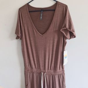 Vuori All Day jumpsuit romper in Medium, Terracotta